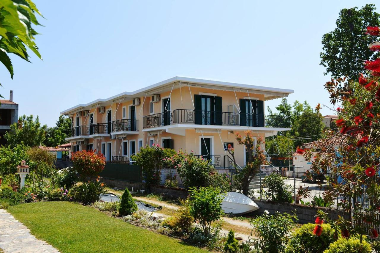 Evia Dream Family Apartments Edipsos Dış mekan fotoğraf